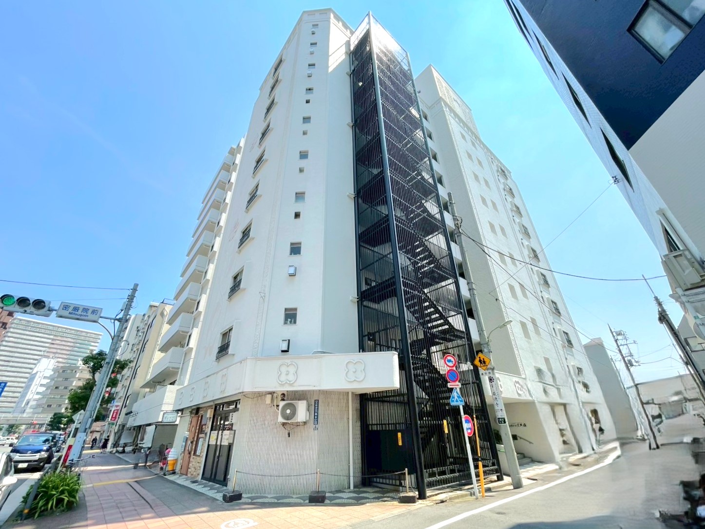 シャンボール第2大森1001